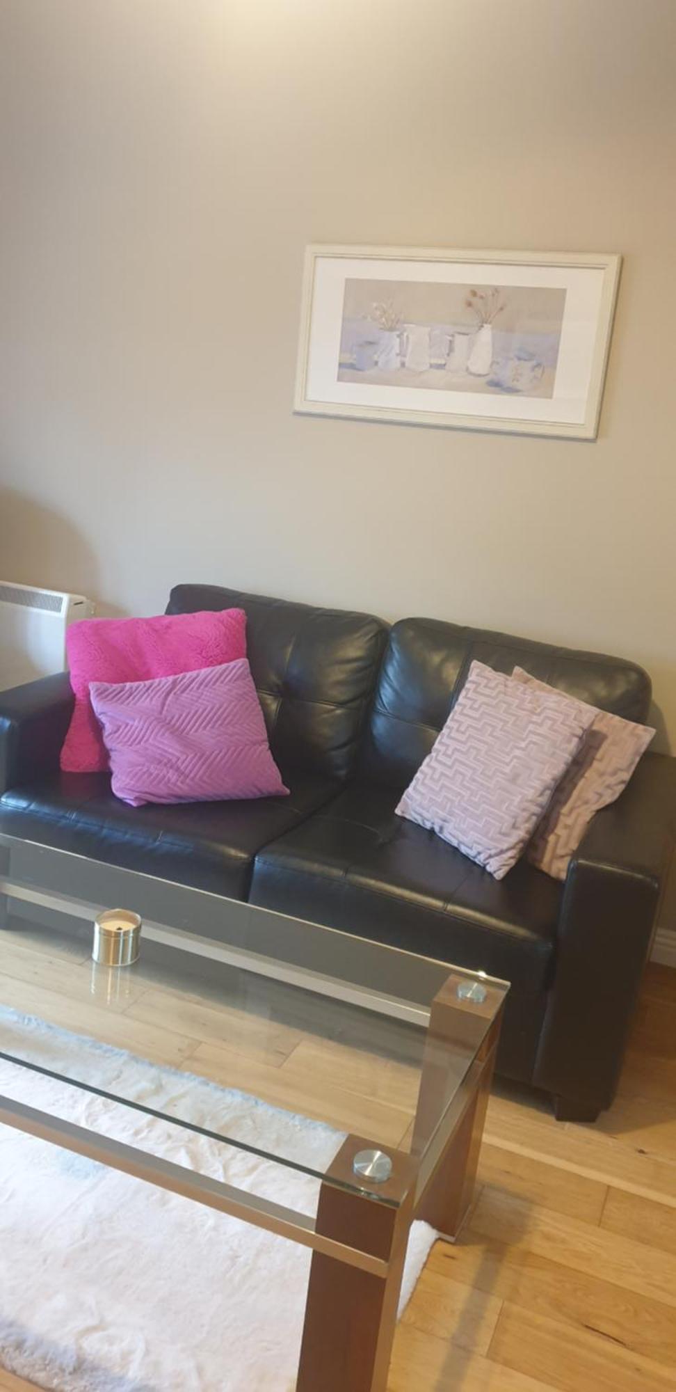 Town Centre Apartment Трим Екстериор снимка